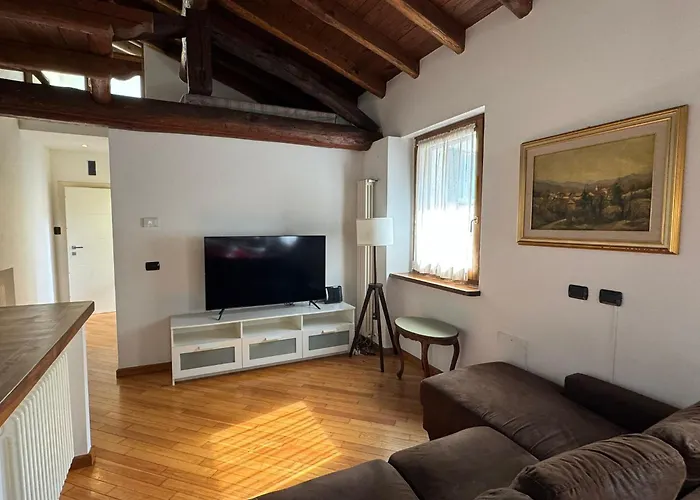 The Bridge - Apartament Lecco